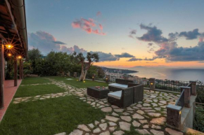 My Exclusive Italy - Luxury Villa with breathtaking Seaview, pool, BBQ Sorrento